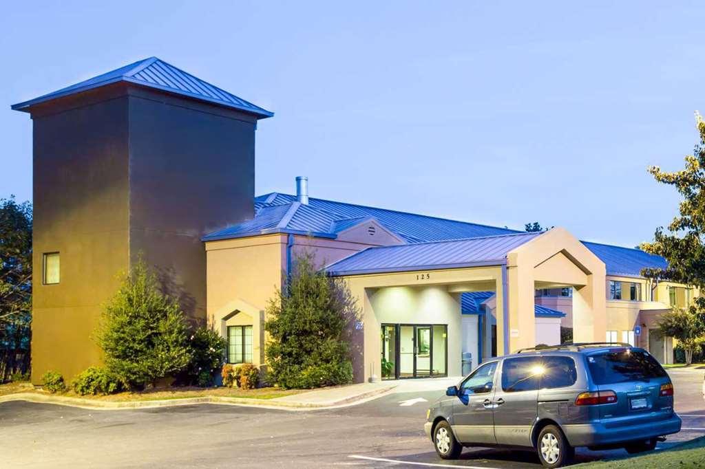 Rodeway Inn Austell Kültér fotó
