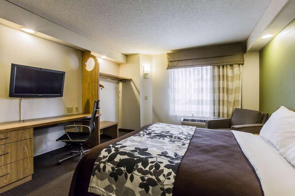 Rodeway Inn Austell Szoba fotó