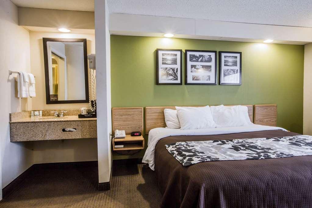 Rodeway Inn Austell Szoba fotó