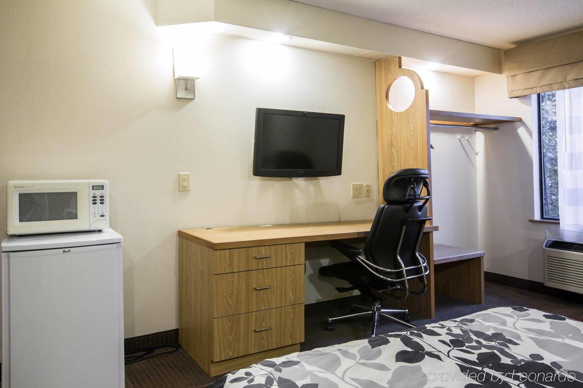Rodeway Inn Austell Kültér fotó